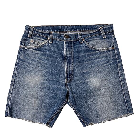 Vintage Levi’s Orange Tab Cut Off Denim Distressed Dad Shorts - Picture 1 of 4